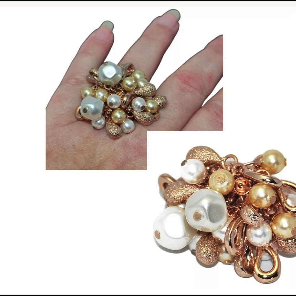 Sz7 magical FAUX PEARL RING. LOOKS LIK CHANEL